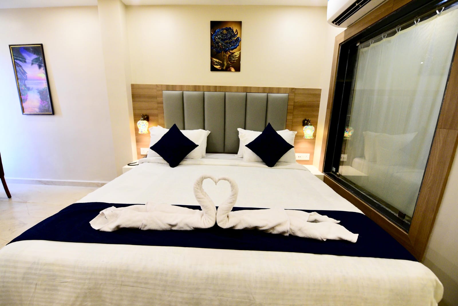 Couple Suite Room at Luxury Dream Club